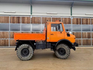 Mercedes Unimog 1200